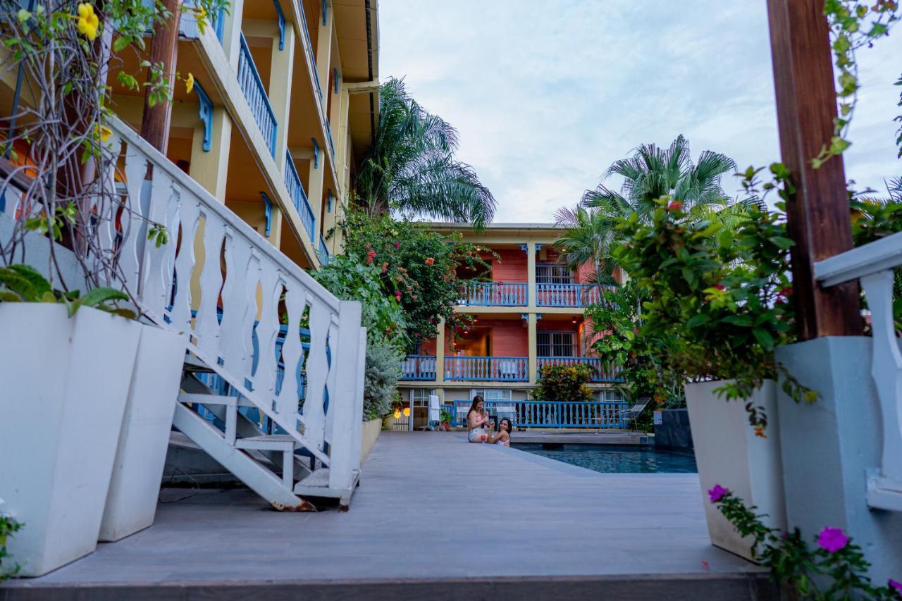 Hotel Casona De La Isla Flores Luaran gambar