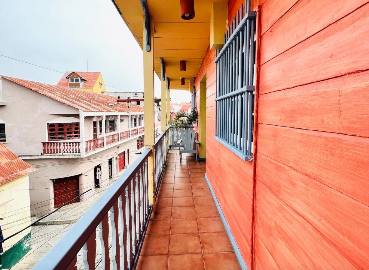 Hotel Casona De La Isla Flores Luaran gambar