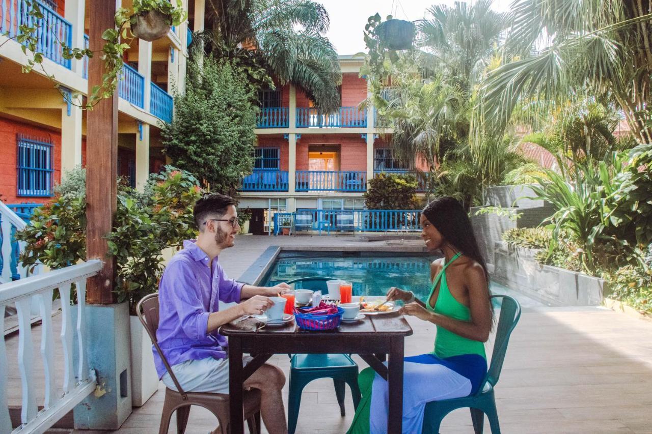 Hotel Casona De La Isla Flores Luaran gambar