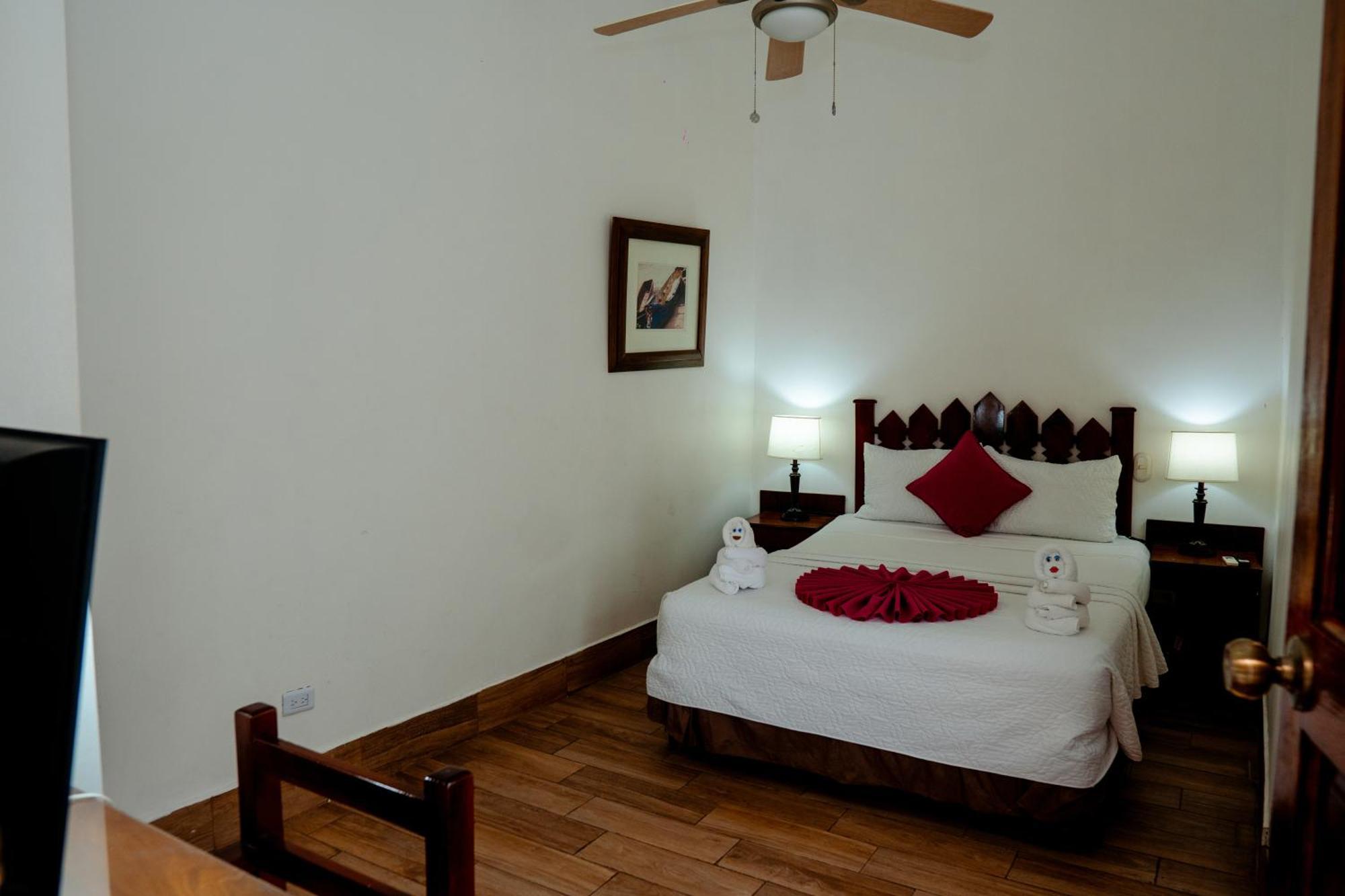 Hotel Casona De La Isla Flores Luaran gambar